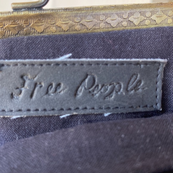 Free People cross body bag - Picture 4 of 7